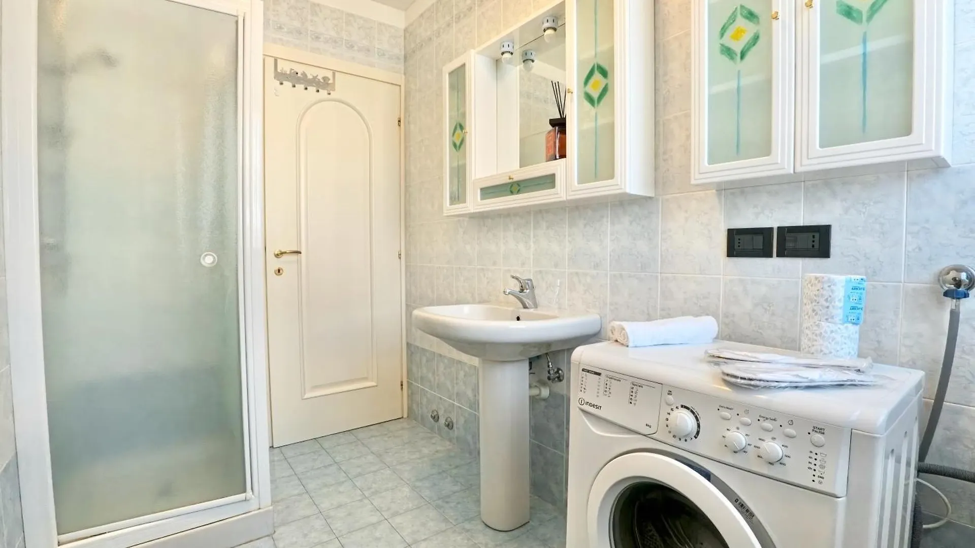 Costa Azzurra - Home Immobiliare Lido di Jesolo 0*,  Italia
