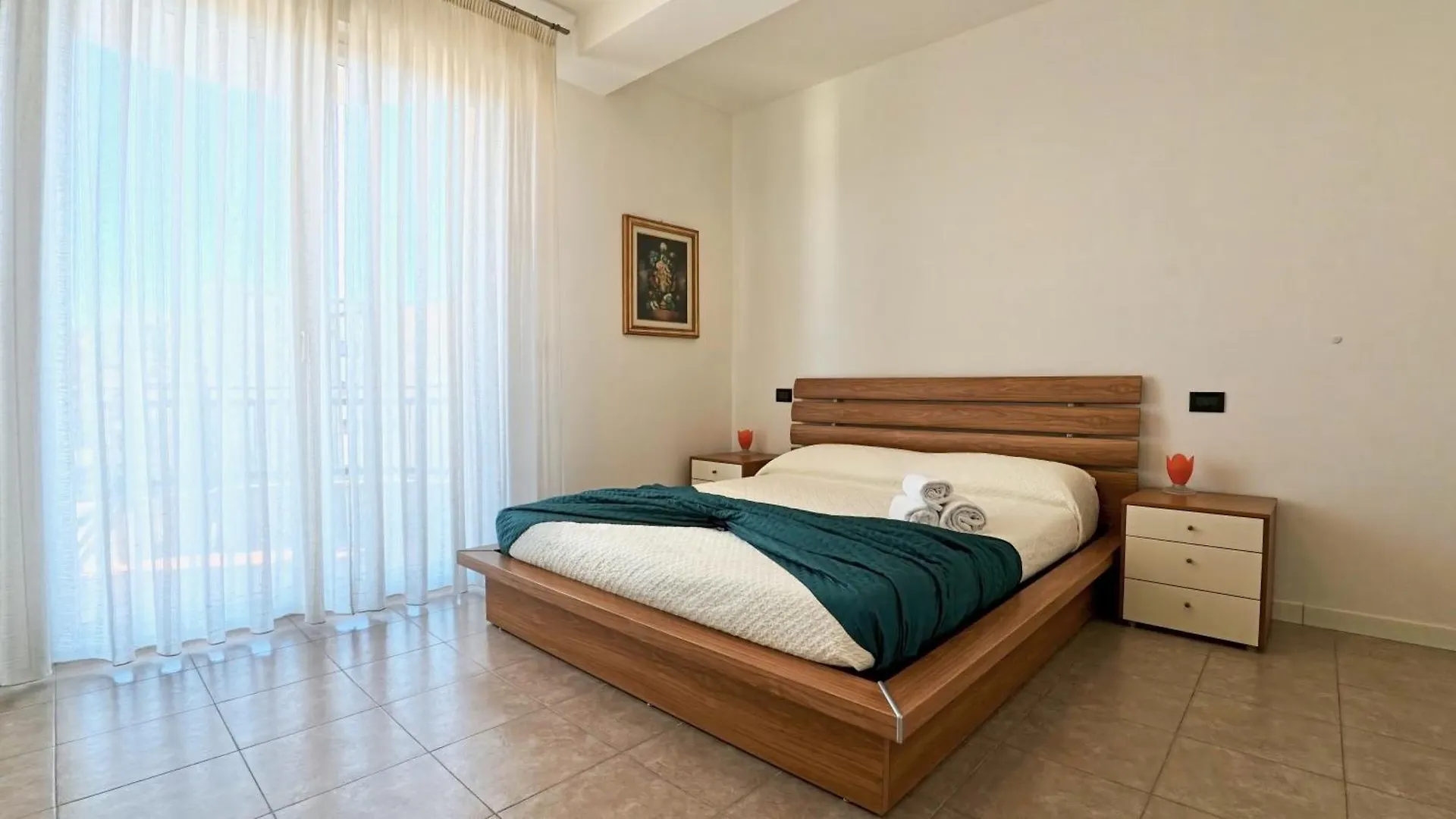 Costa Azzurra - Home Immobiliare Lido di Jesolo 0*,  Italia